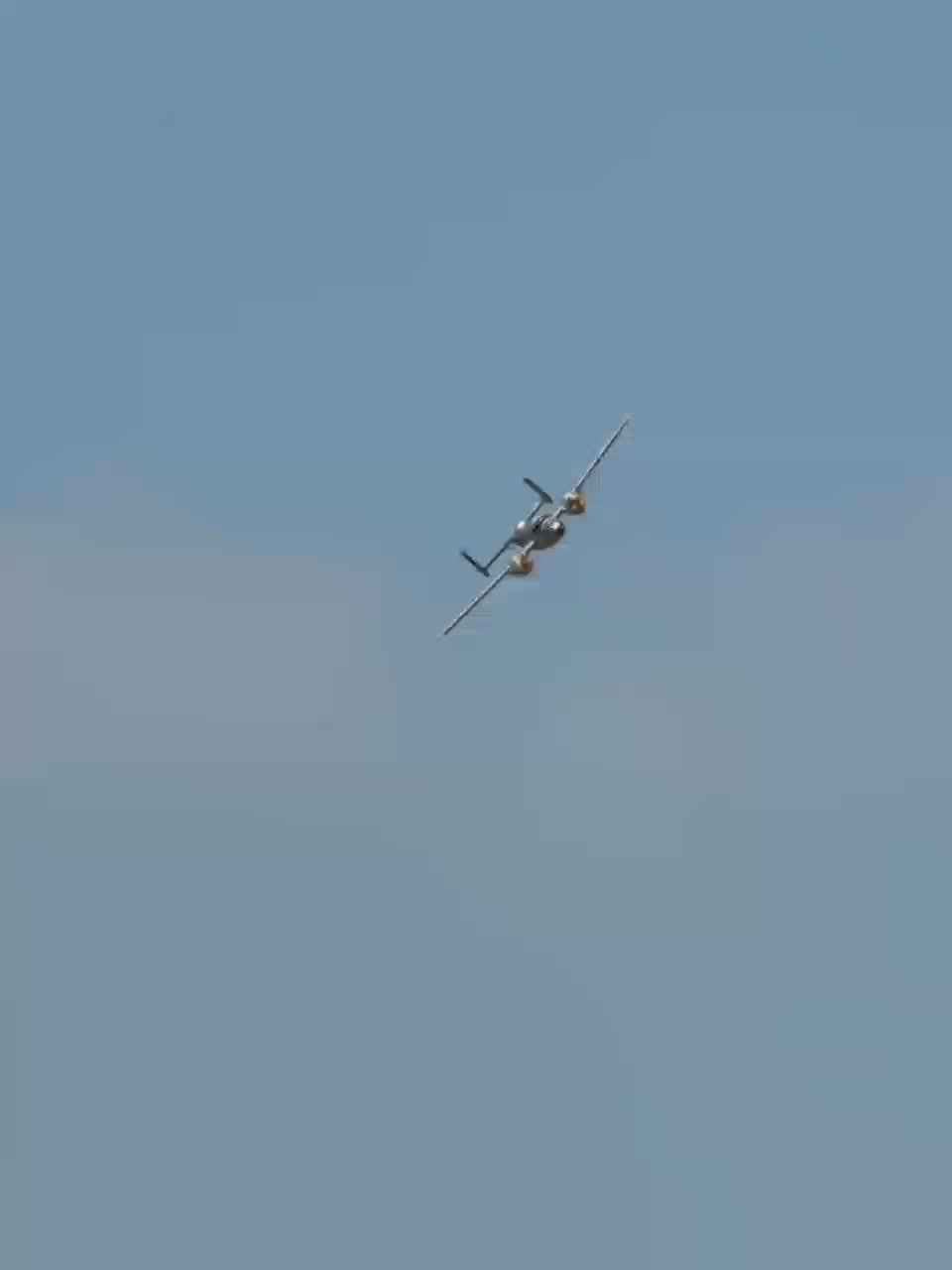 VOLANTEXRC B-25 Mitchell Brushless RC Warbird Airplane RTF